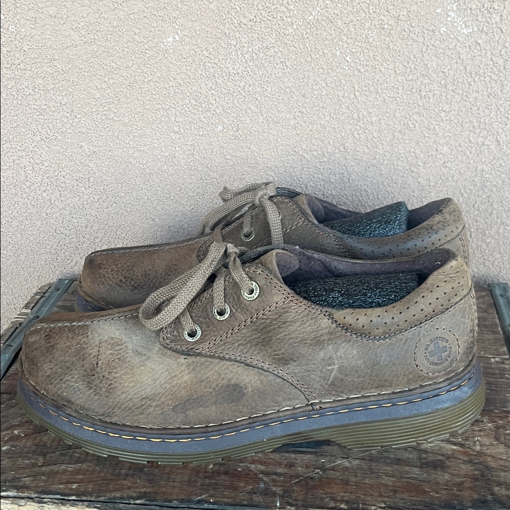 Dr Marten’s Nevin leather moc split toe Oxford shoes